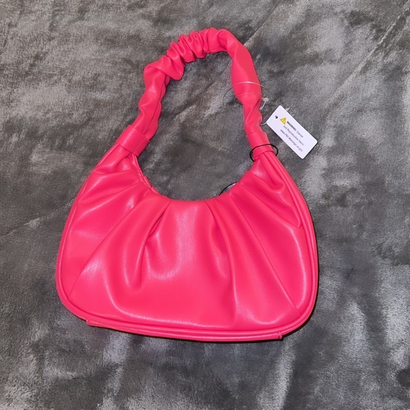 Hot pink hand bag - Picture 1 of 2